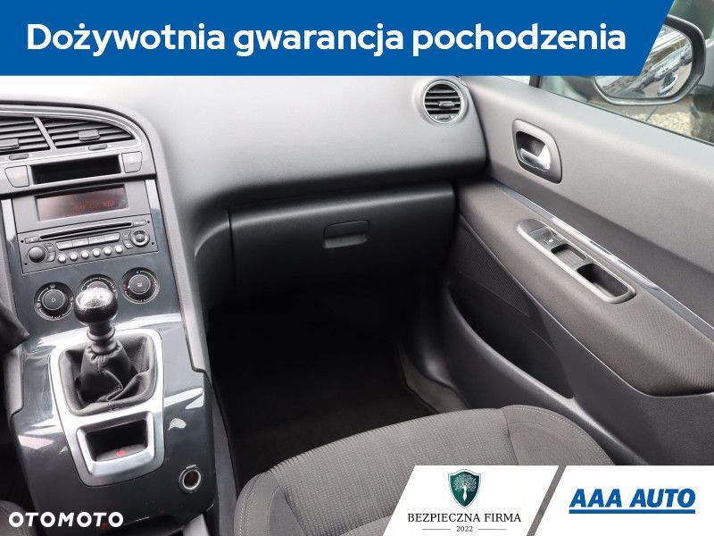 Peugeot 5008 - 10