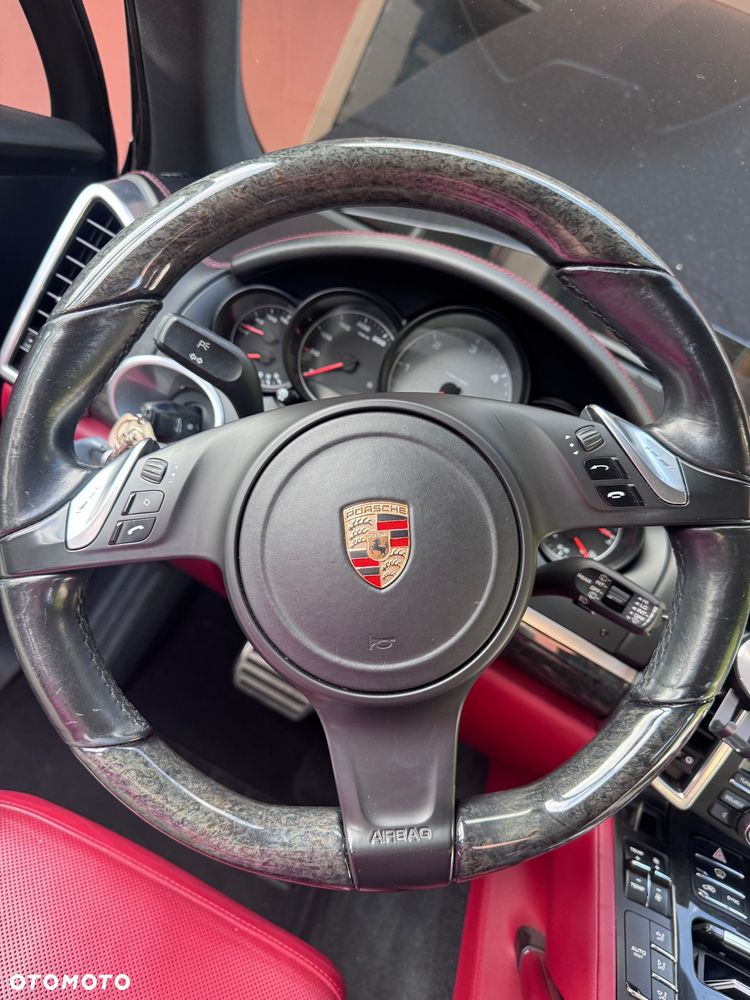Porsche Cayenne - 10