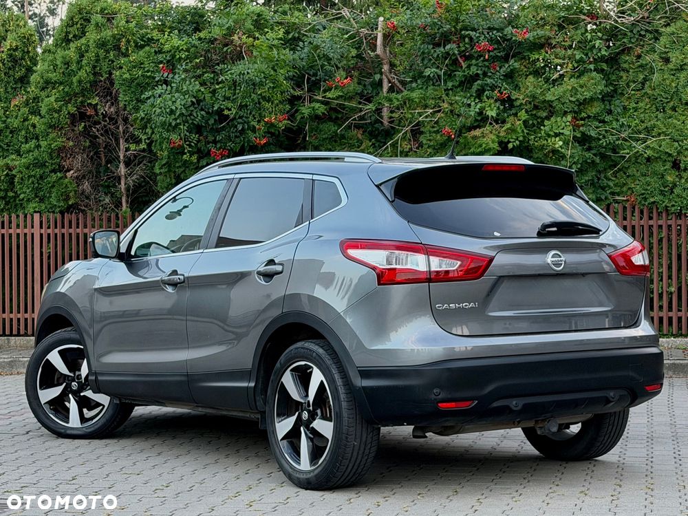 Nissan Qashqai - 11
