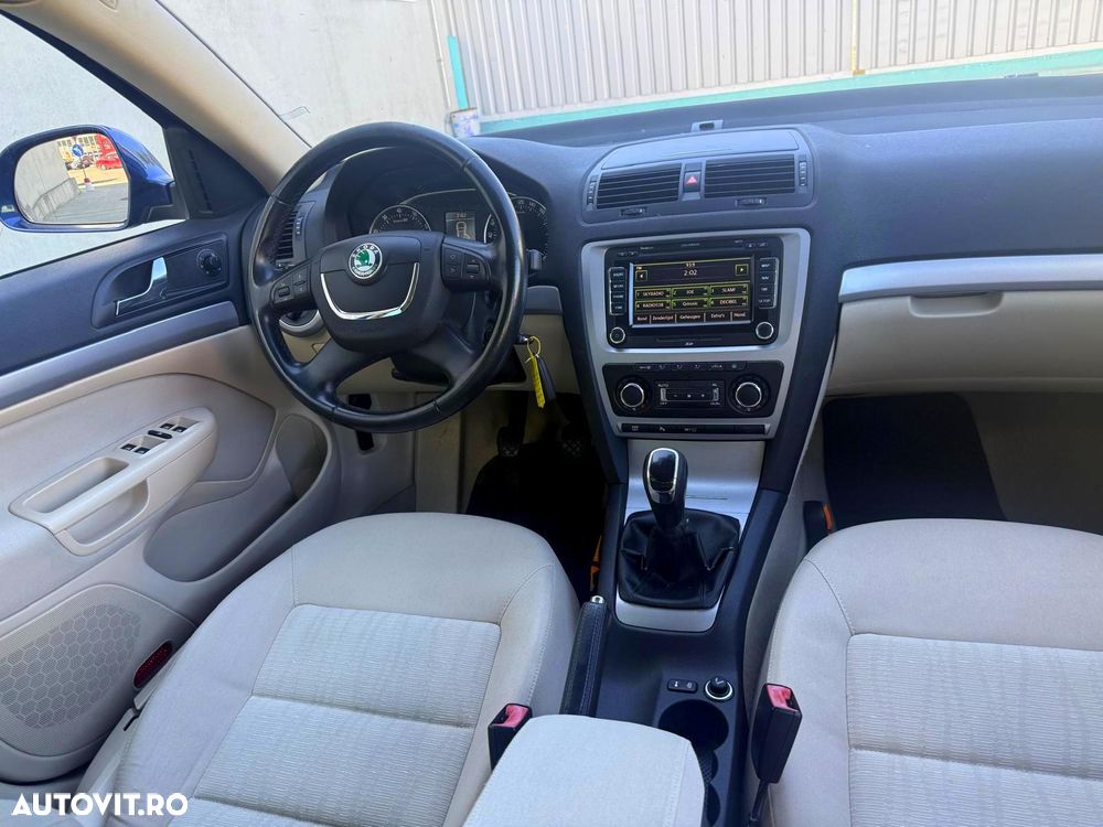 Skoda Octavia 1.2 TSI FAMILY - 4