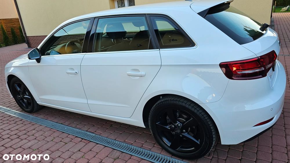 Audi A3 Sportback 30 TDI design - 26