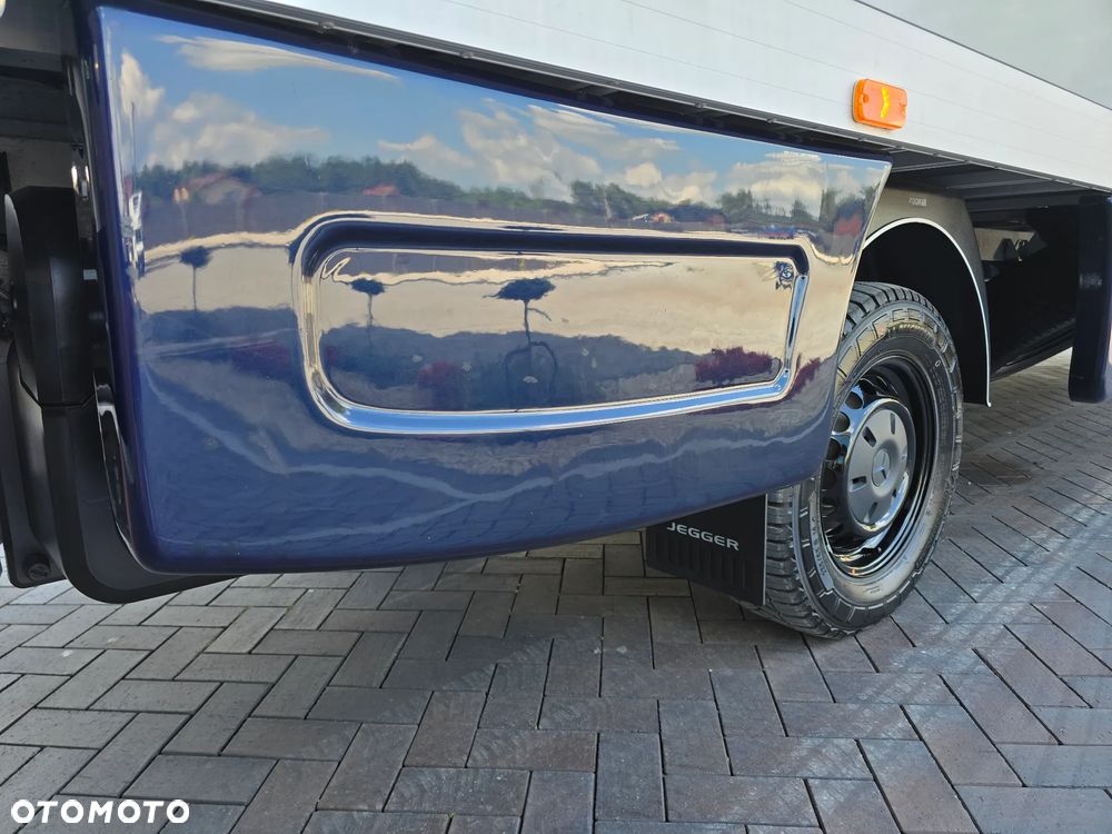 Mercedes-Benz SPRINTER 319 3.0 CDI KONTENER 4,28cmDługi 2,29cmSzero 2,24cmWysok + WINDA 750Kg 42Tyś km SERWIS DO OSTATNIEGO Km ASO MERCEDES-BENZ SALON PL STAN NOWY NOWY NOWY FABRYCZNA GWARANCJA - 28