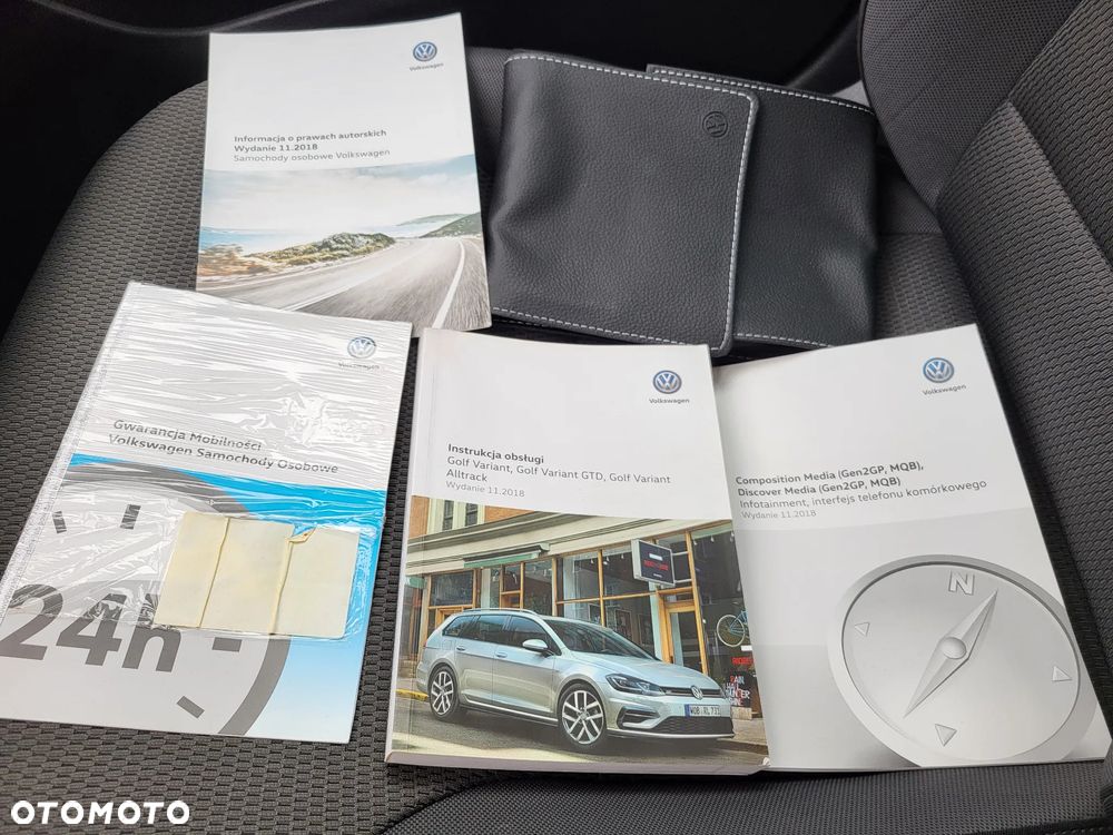 Volkswagen Golf 1.5 TSI BMT Evo Comfortline - 23