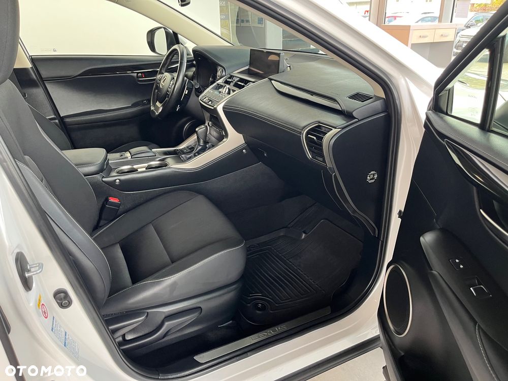 Lexus NX 200t Elegance AWD - 12