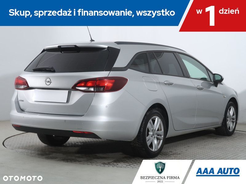 Opel Astra - 6