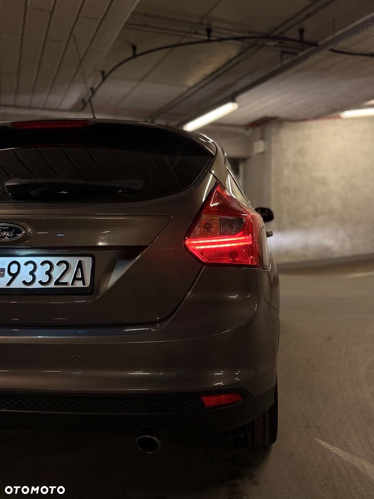 Ford Focus 1.6 EcoBoost Titanium - 23