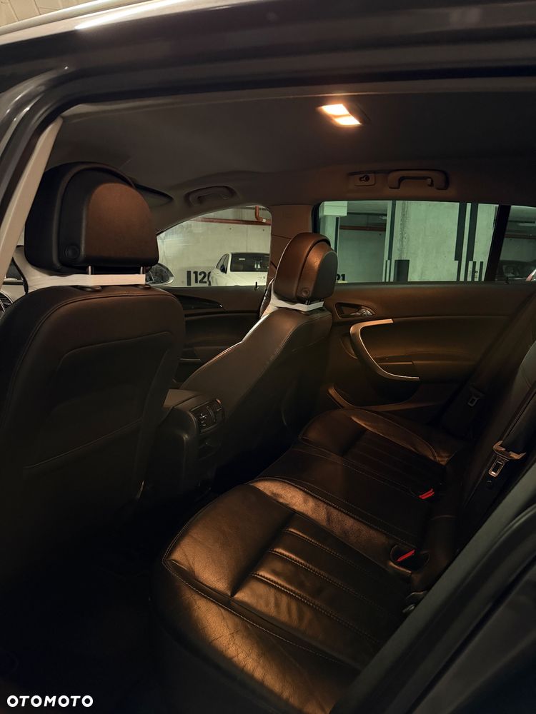 Opel Insignia 2.0 T Cosmo - 22