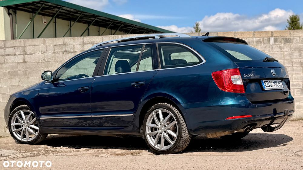 Skoda Superb 2.0 TDI DSG Exclusive - 9
