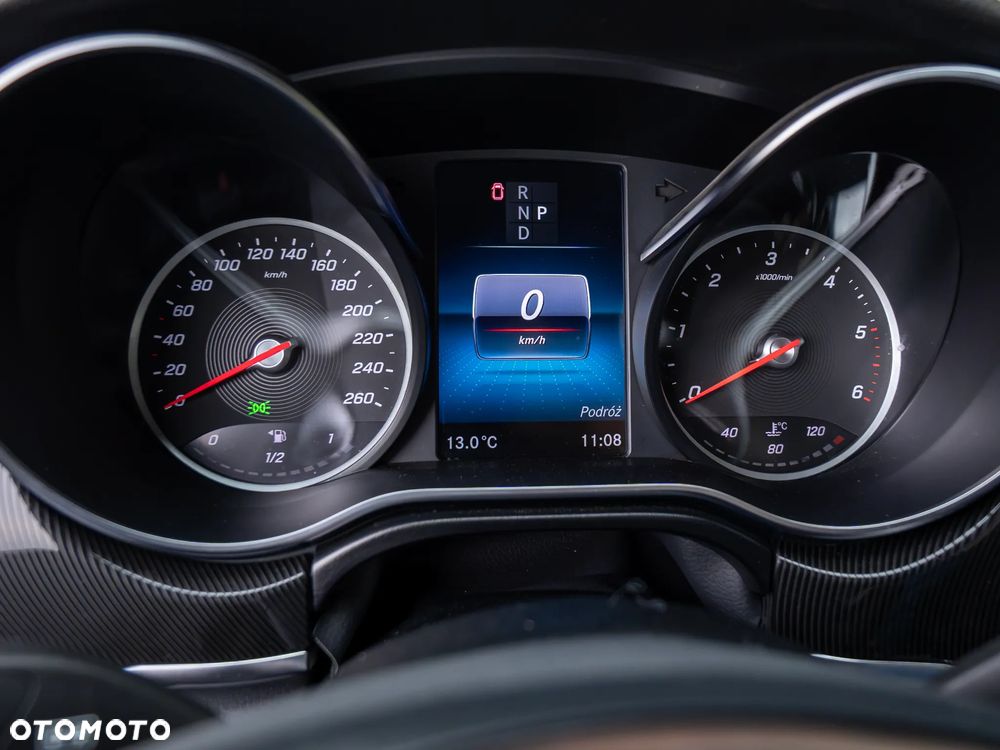Mercedes-Benz Klasa V 300 d 4-Matic 9G-Tronic (długi) - 19