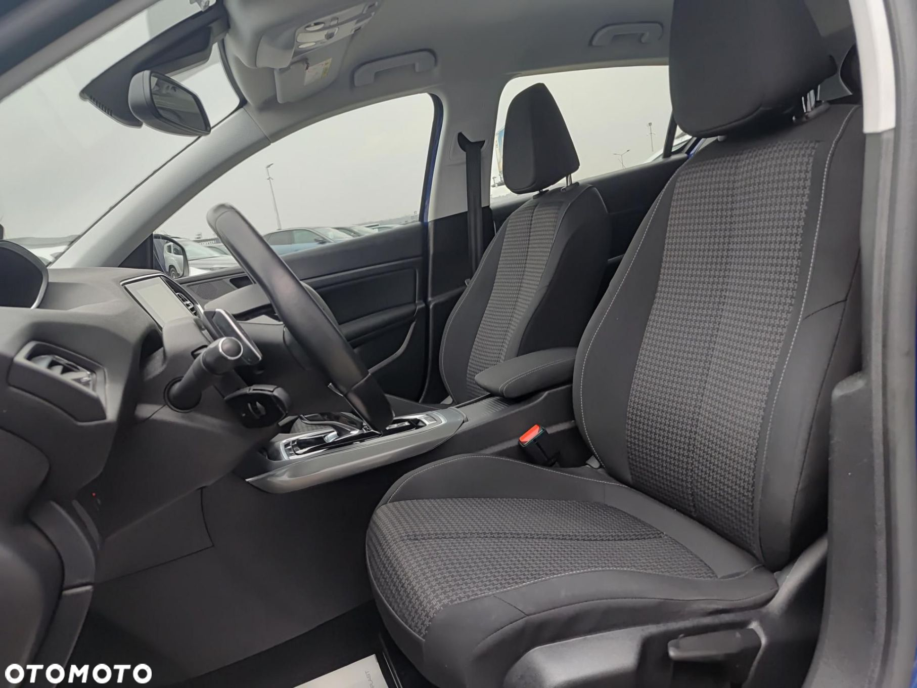Peugeot 308 1.2 PureTech Active Pack S&S EAT8 - 17
