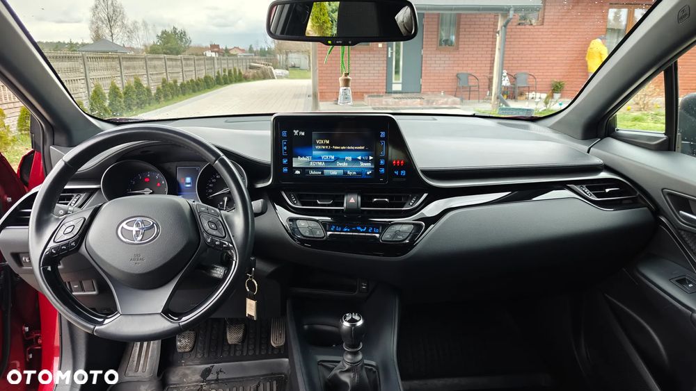 Toyota C-HR 1.2 T Prestige - 10