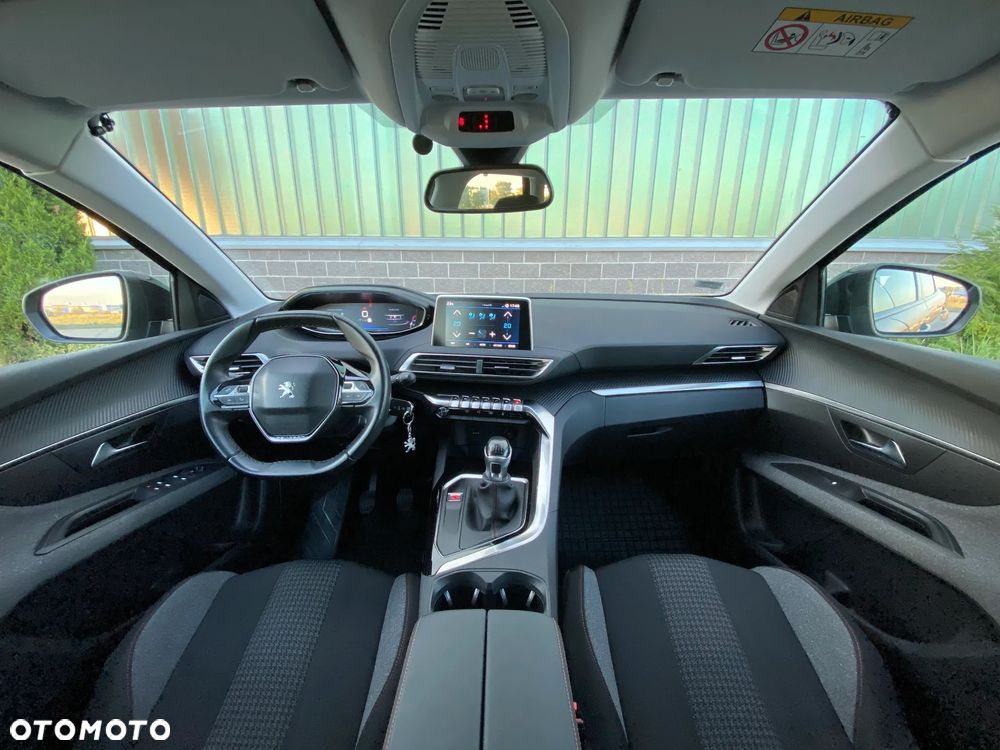 Peugeot 3008 1.5 BlueHDi Active S&S - 9