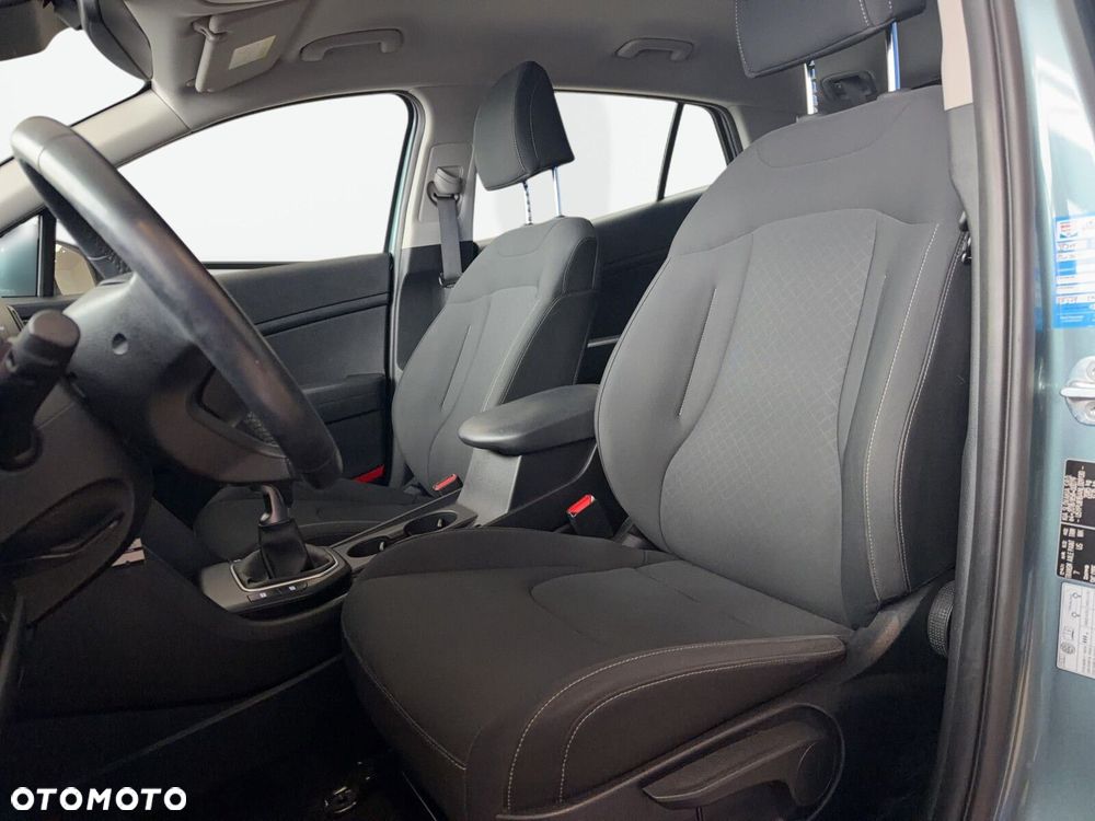 Kia Sportage - 10