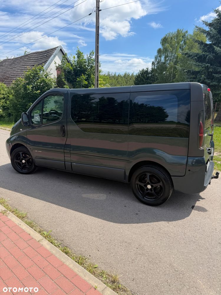 Renault Trafic Passenger - 6
