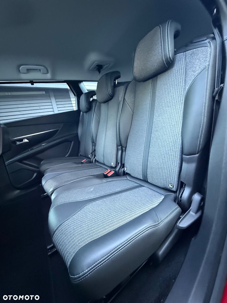 Peugeot 5008 - 22