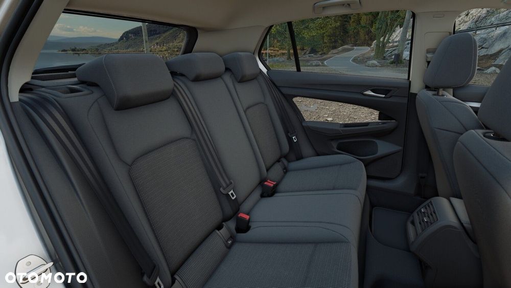 Volkswagen Golf 1.5 eTSI mHEV Pure DSG - 13