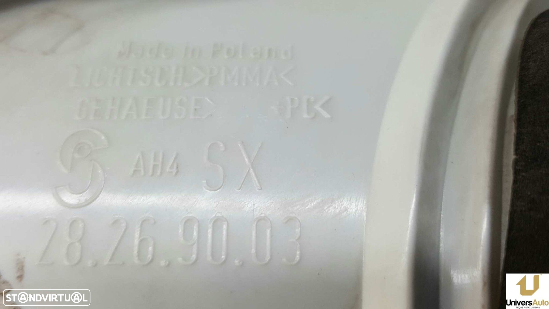 FAROLIM TRASEIRO ESQUERDO INTERIOR VOLKSWAGEN TOUAREG (7LA) TDI V10 - 3