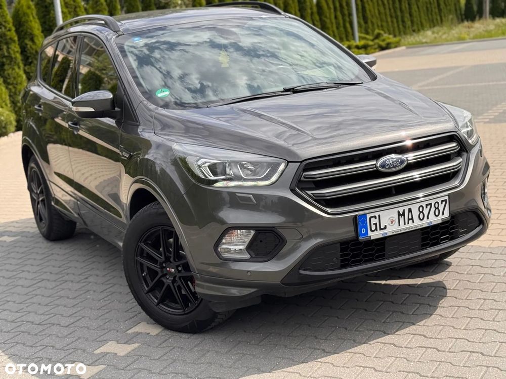 Ford Kuga 1.5 EcoBoost 2x4 ST-Line - 5