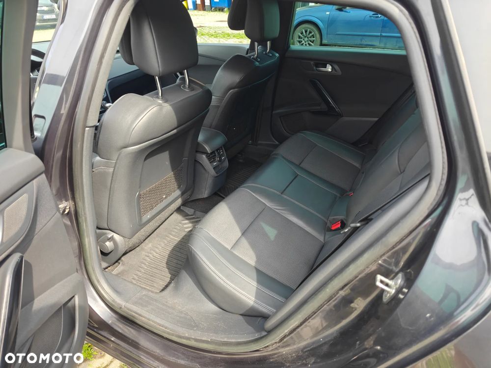 Peugeot 508 HDi FAP 160 Allure - 11