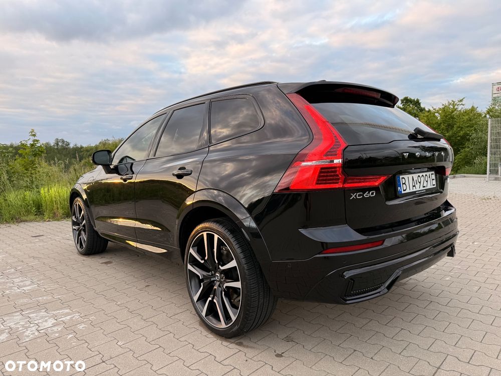 Volvo XC 60 T8 Plug-In Hybrid AWD Ultra Dark - 13