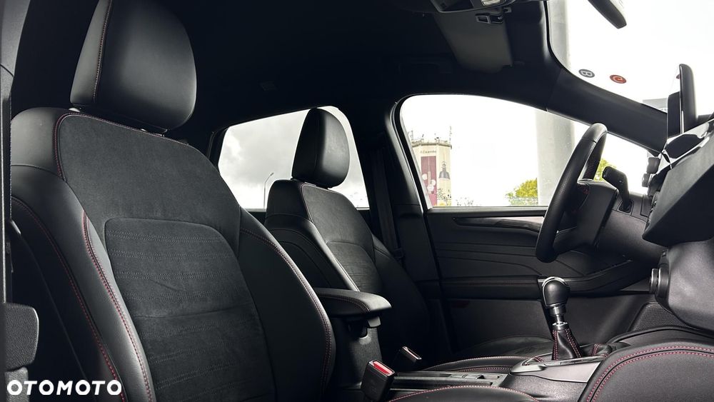 Ford Kuga - 22