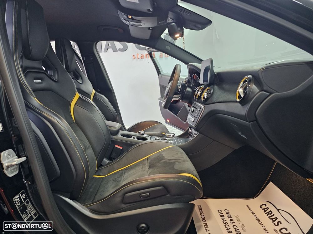 Mercedes-Benz A 45 AMG 4-Matic - 11