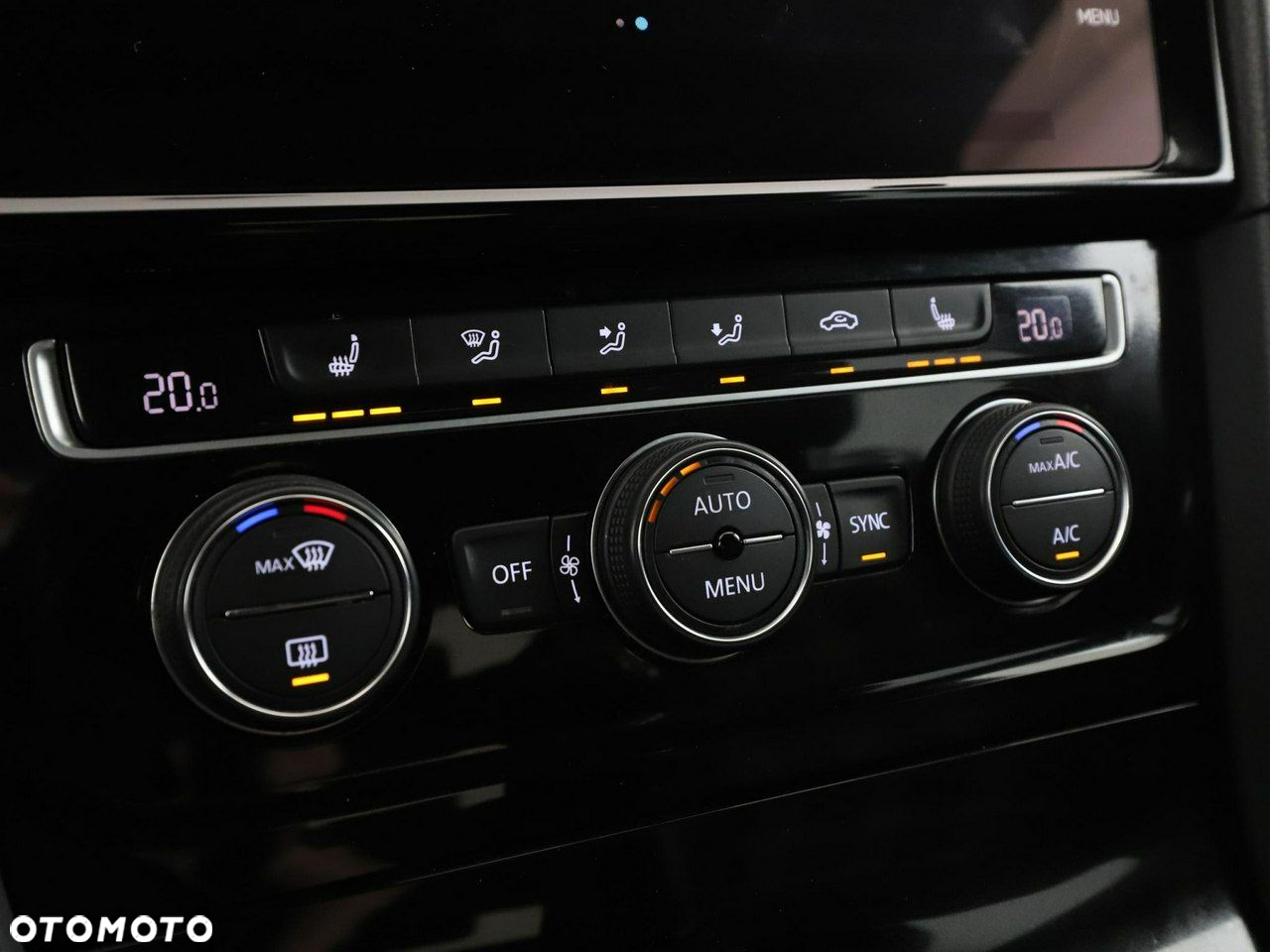 Volkswagen Golf GTI (BlueMotion Technology) Performance - 28
