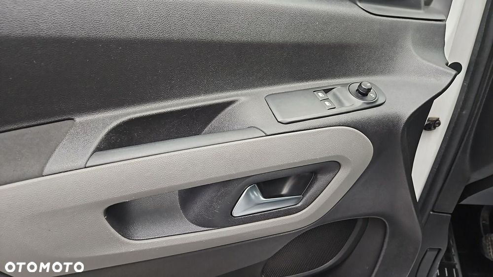 Peugeot Rifter 1.5 BlueHDI Active - 10