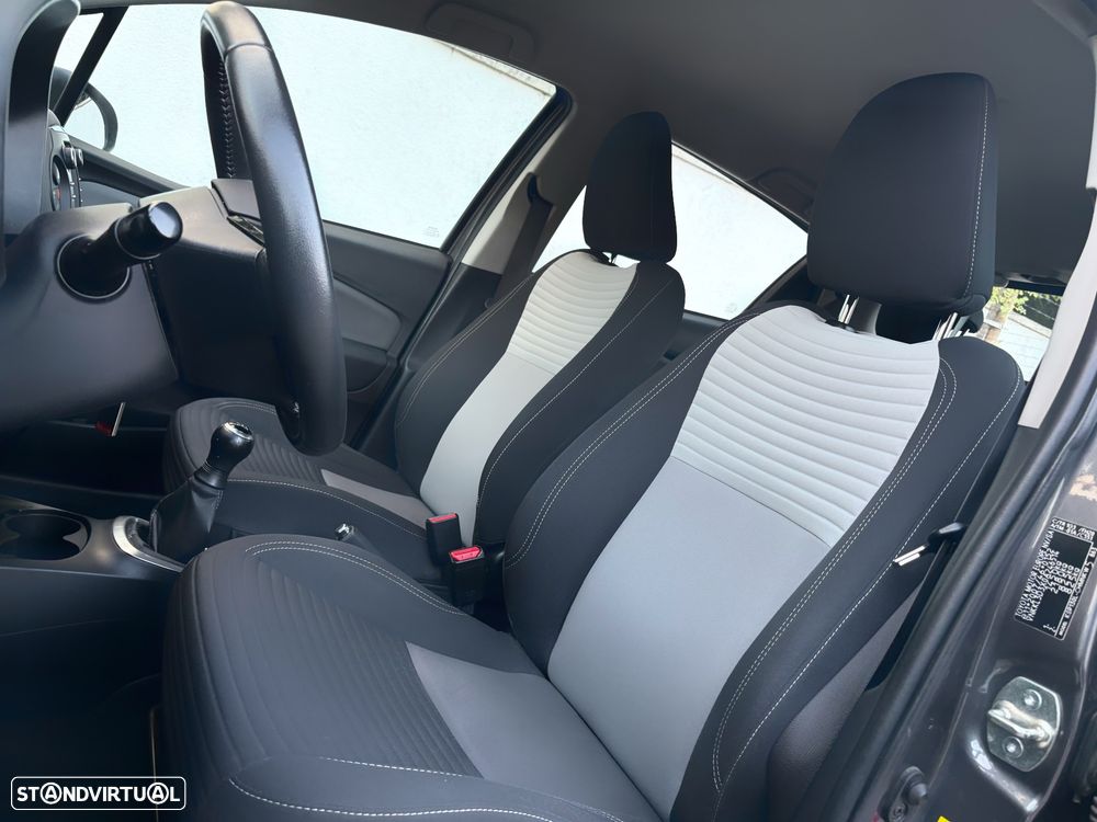 Toyota Yaris 1.0 VVT-i Comfort +PS Style +P.Techno +P.Sport - 11