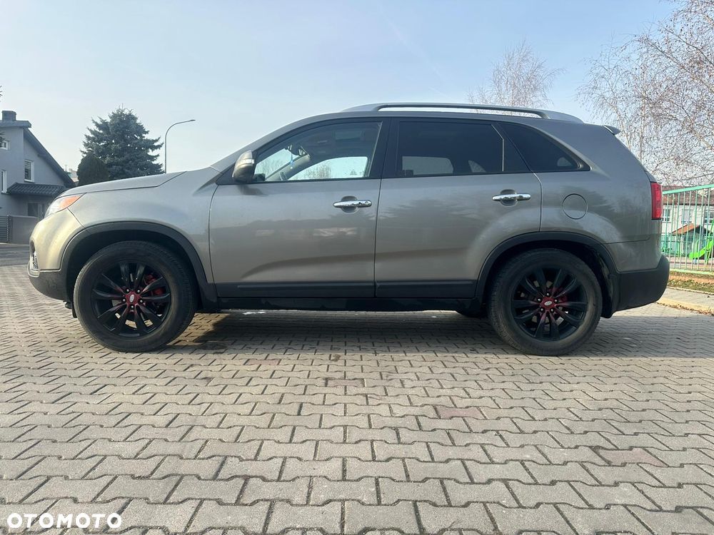 Kia Sorento - 4