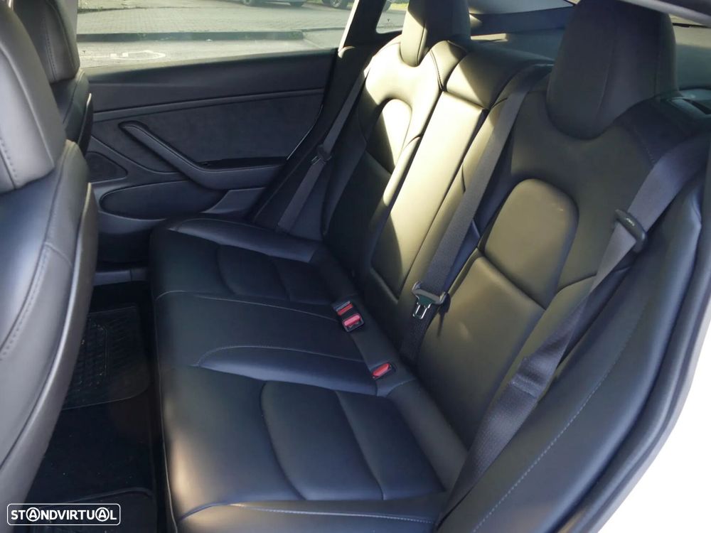 Tesla Model 3 Performance Dual Motor AWD - 30