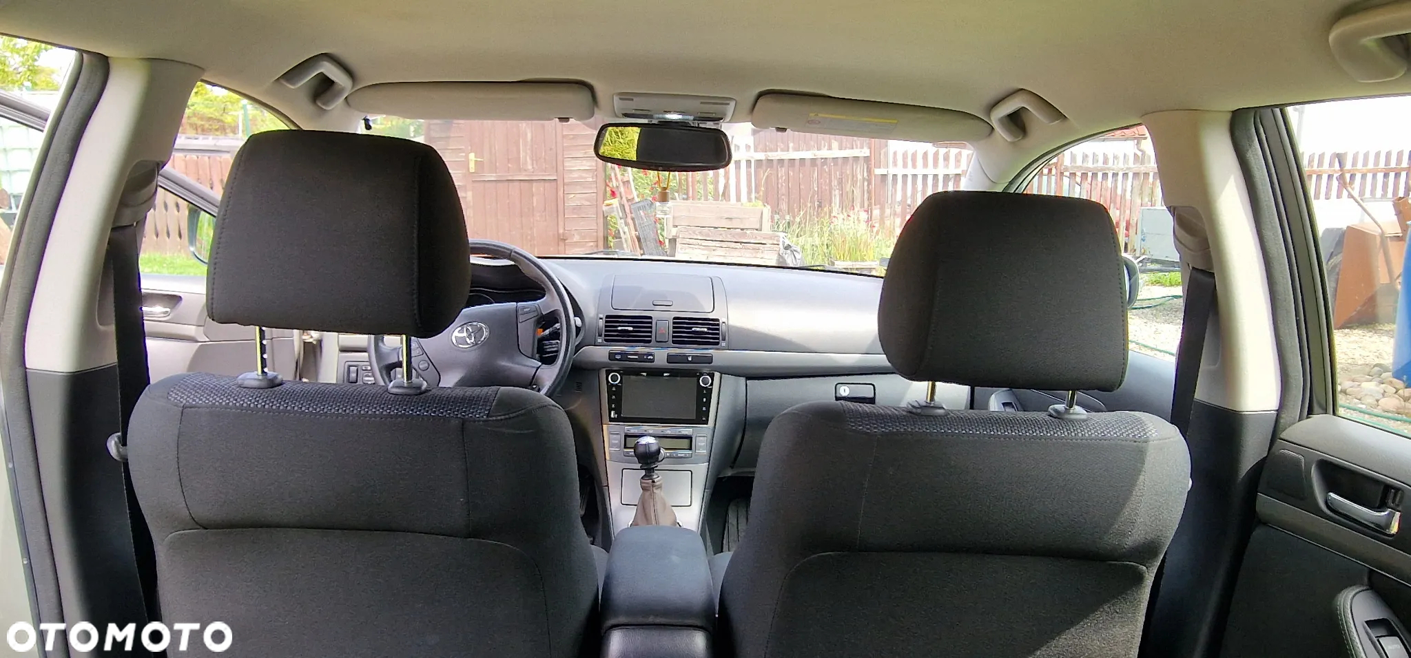 Toyota Avensis 2.0 D-4D Sol - 17
