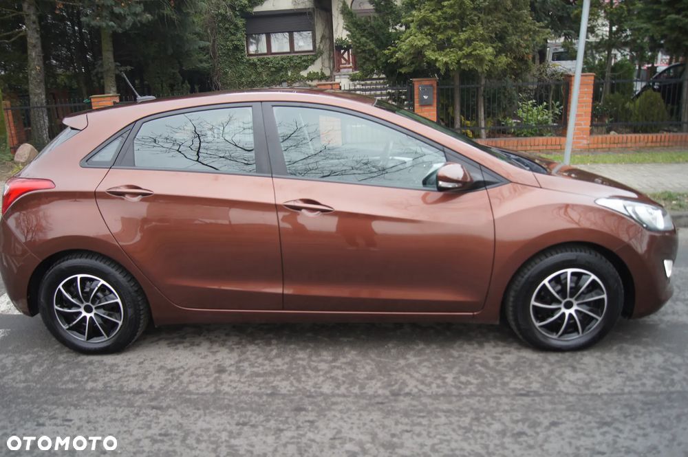 Hyundai i30 1.4 Premium - 8