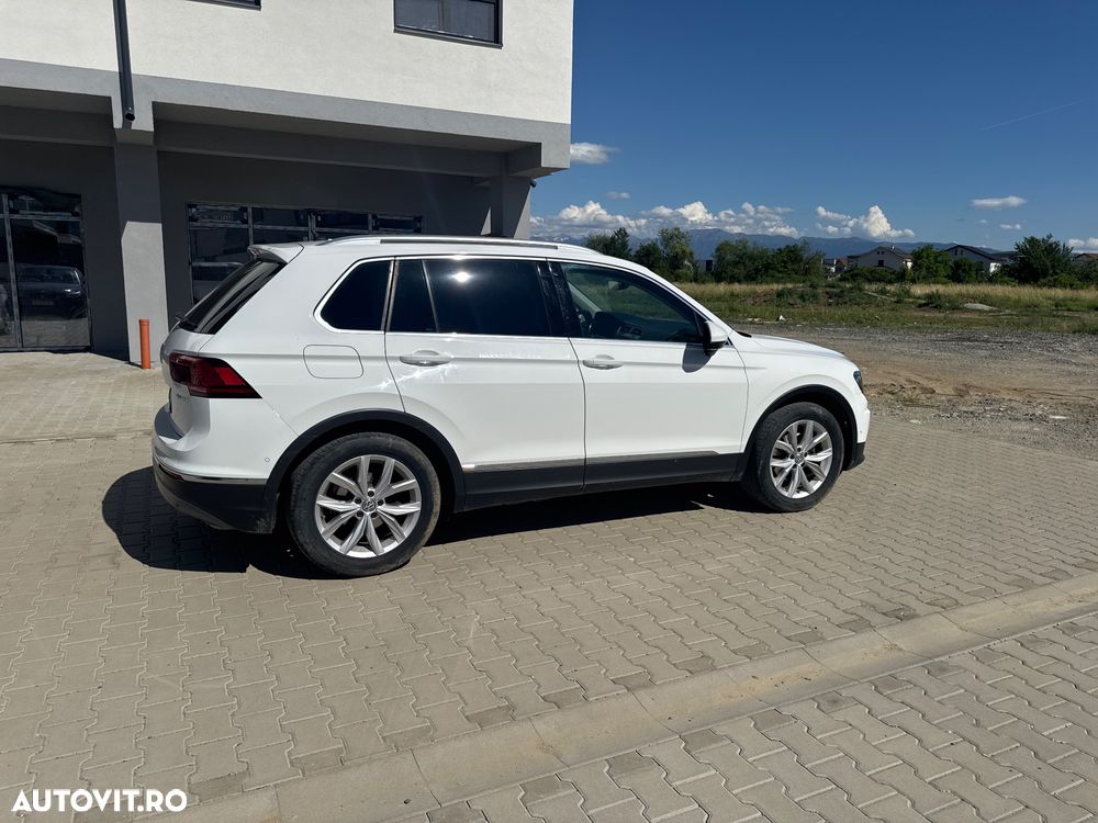 Volkswagen Tiguan 2.0 TDI 4Mot DSG Comfortline - 12