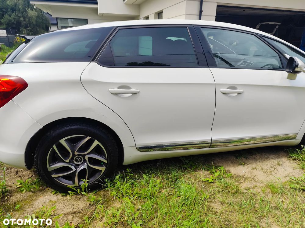 Citroën DS5 1.6 THP Chic - 9