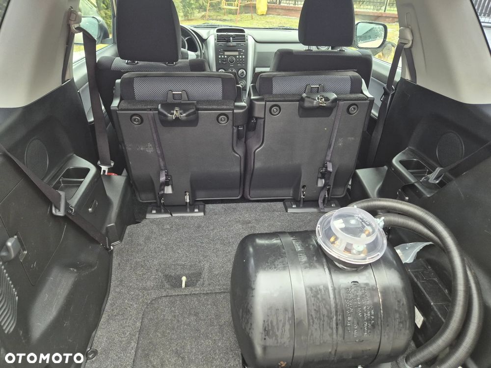 Suzuki Grand Vitara 1.6 Comfort - 19