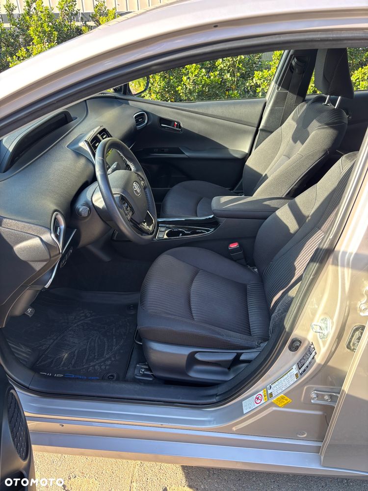 Toyota Prius 1.8 Hybrid Prestige - 18