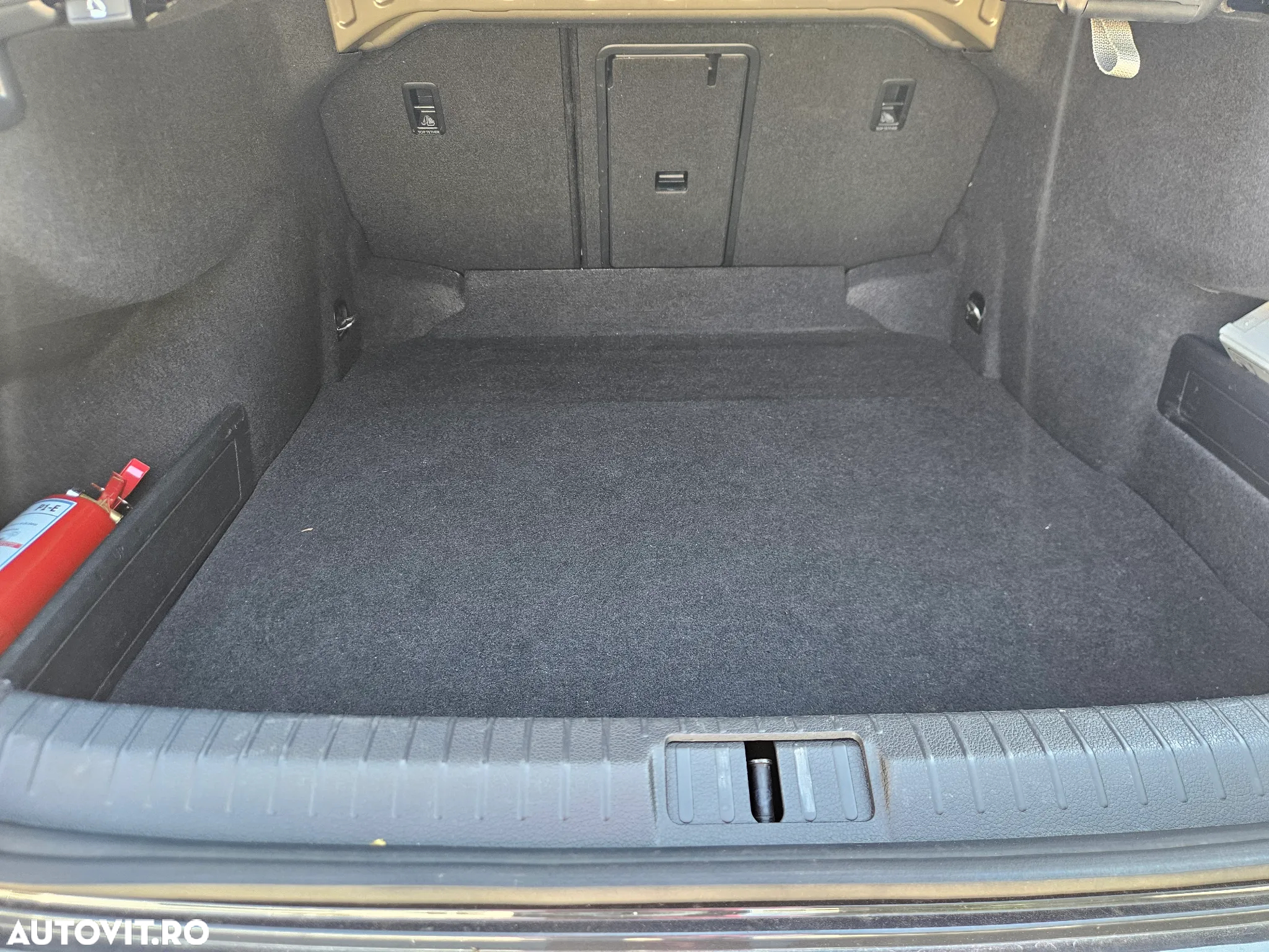 Volkswagen Passat 2.0 TDI Highline - 20