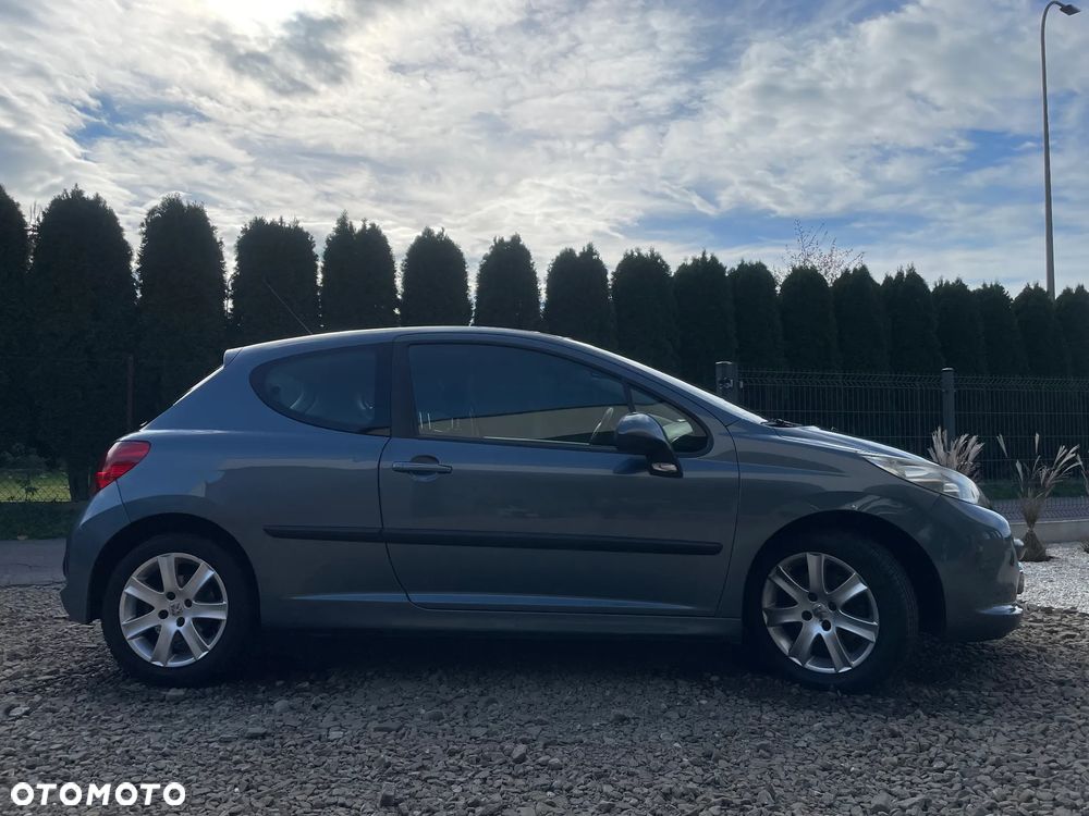 Peugeot 207 1.6 HDi 16V Trendy - 2