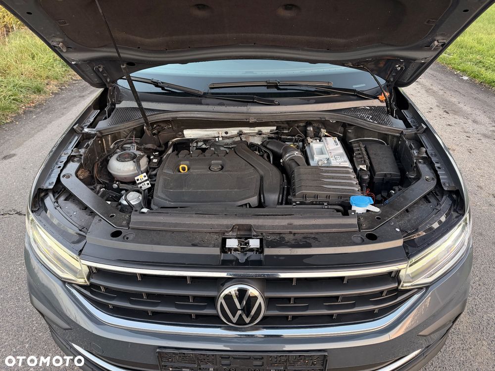 Volkswagen Tiguan - 10