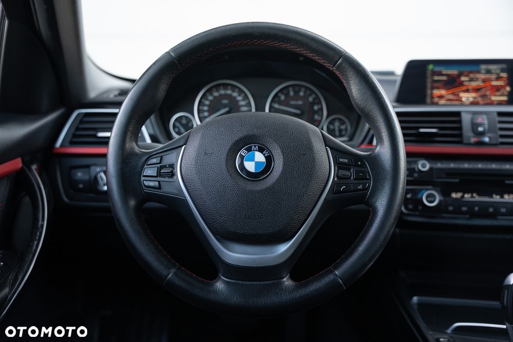 BMW Seria 3 - 30