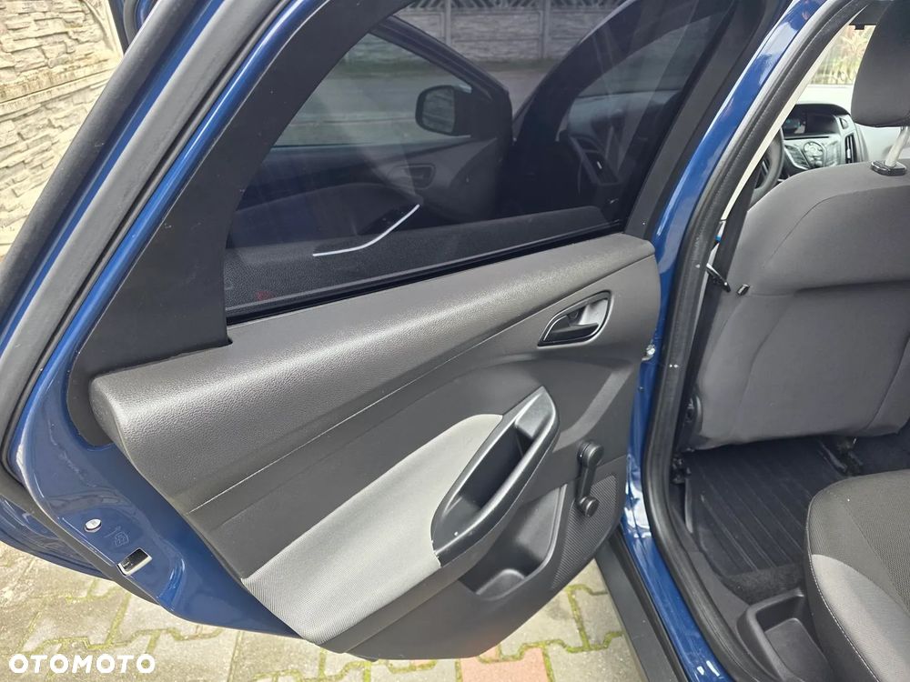 Ford Focus 1.0 EcoBoost Trend - 21