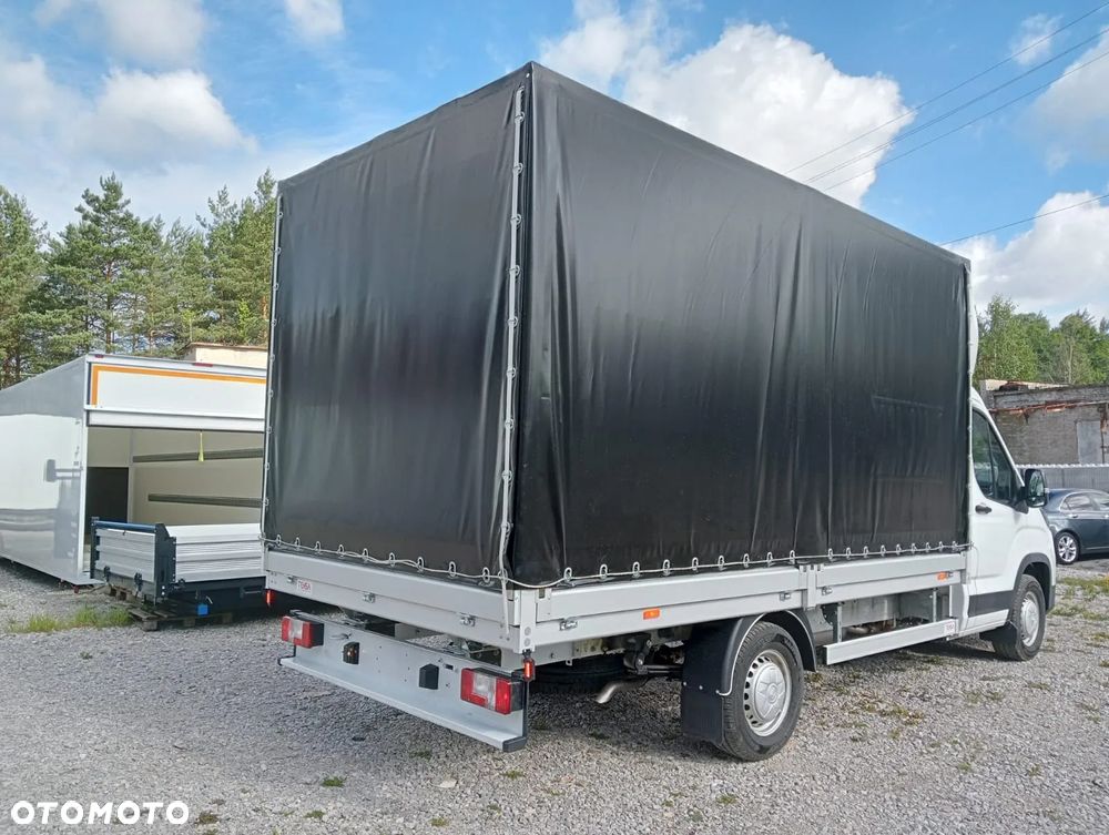 Maxus Deliver 9 - 8