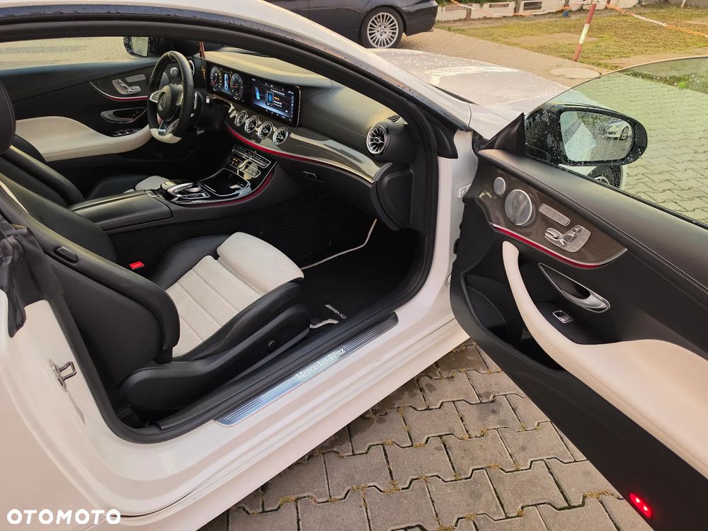 Mercedes-Benz Klasa E - 21