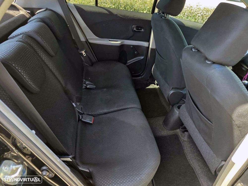 Toyota Yaris 1.4 D-4D AC - 10
