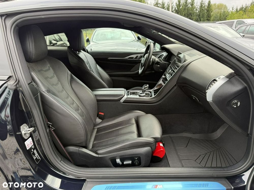 BMW Seria 8 840i xDrive - 24
