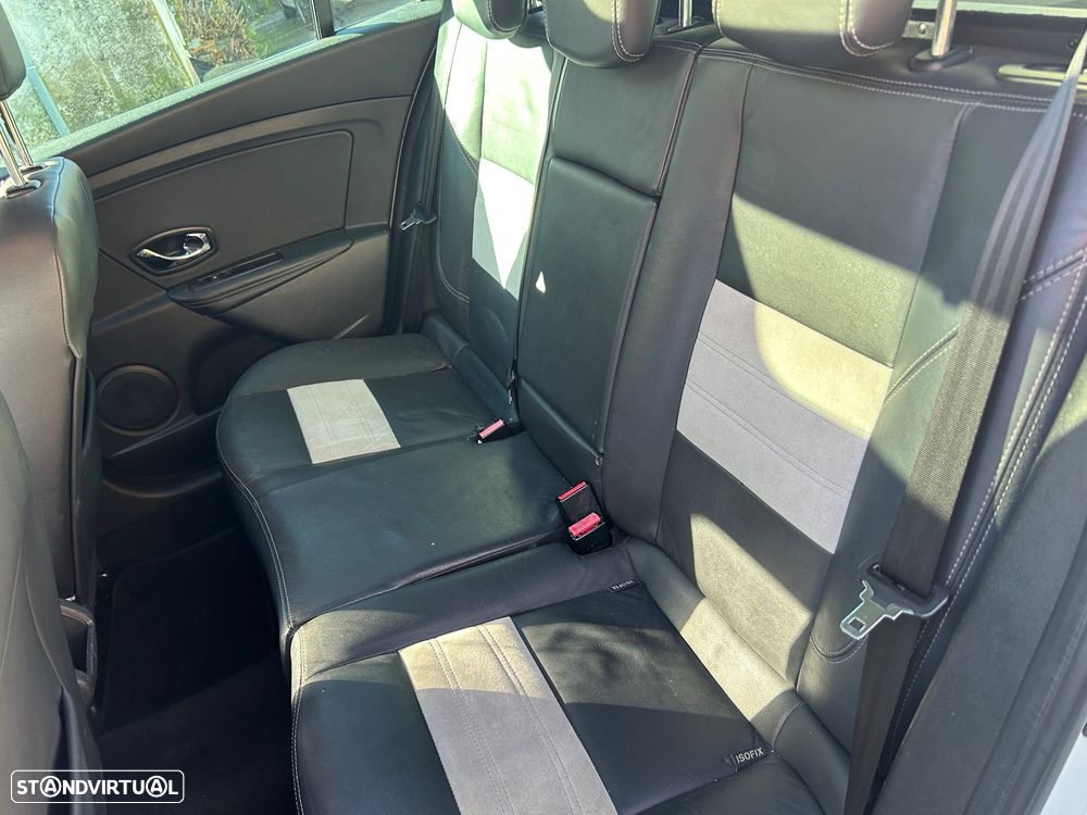 Renault Mégane Sport Tourer 1.6 dCi Bose Edition SS - 21