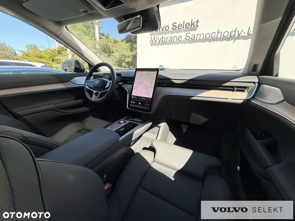 Volvo EX90 - 16