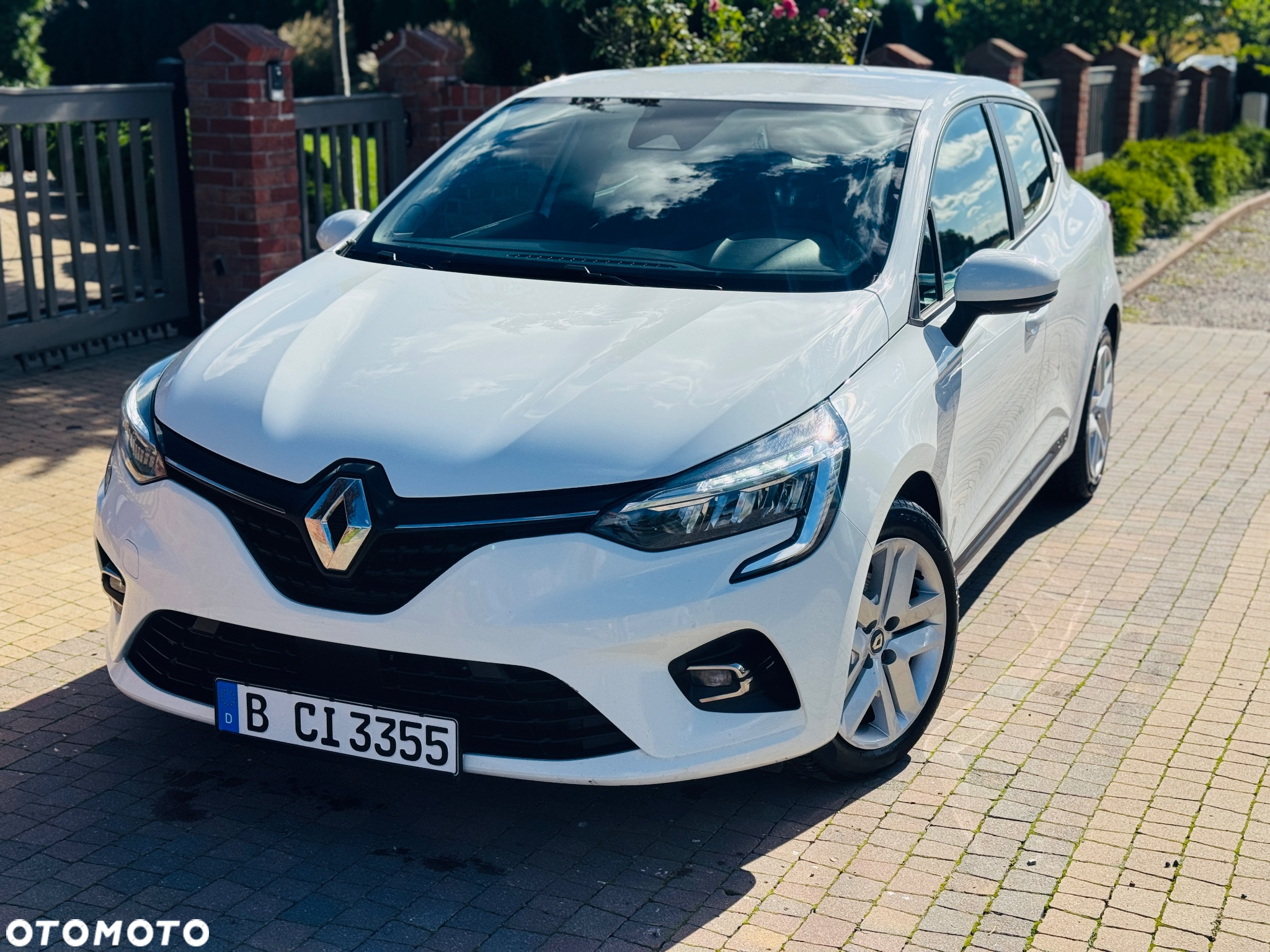 Renault Clio BLUE dCi 100 BUSINESS EDITION - 36