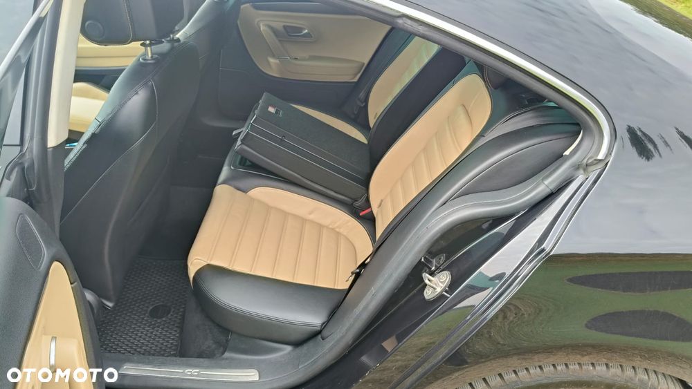 Volkswagen CC - 12